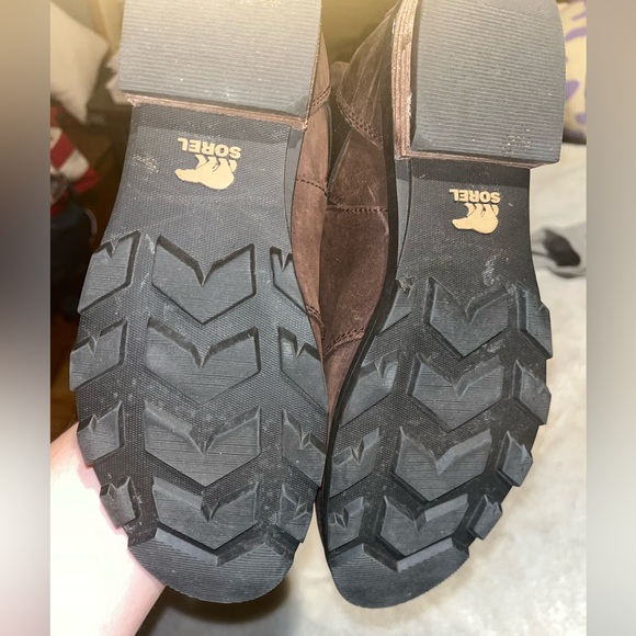 S O R E L  B R O W N  B O O T I E S - Picture 5 of 6